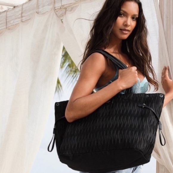 Victoria’s Secret Ruched Black Weekend Lined Tote - Picture 2 of 8